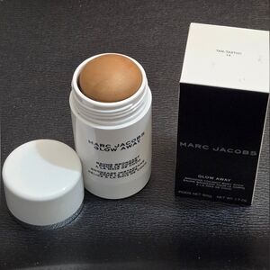 Marc Jacobs Glow Away Bronzing Coconut Body Stick In Tan-Tastic 14 Light